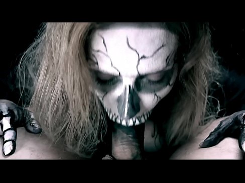 ❤️ ສາວ Demon ດູດ cock ກັບປາກສີດໍາຂອງນາງແລະກືນ cum. ❤️ ໜັງໂປ້ ທີ່ lo.xxxpornolive.ru ☑